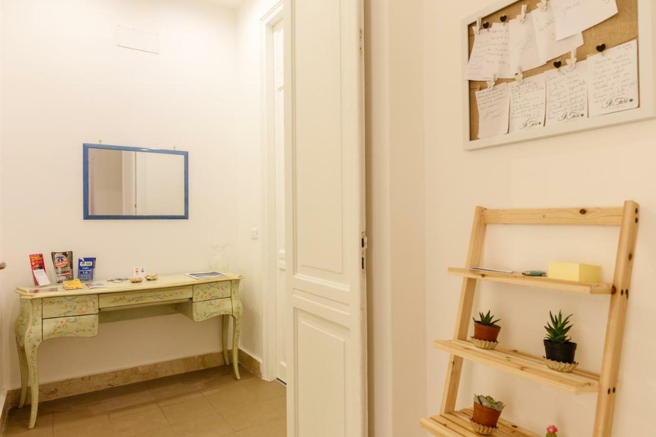 Il Tari Apartment Palermo Exteriör bild