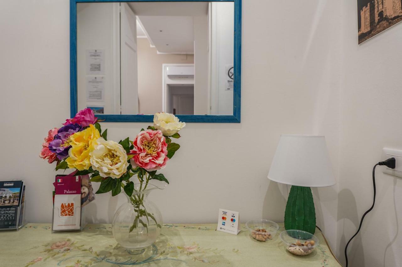 Il Tari Apartment Palermo Exteriör bild